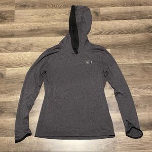 The North Face Shirt/Hoodie